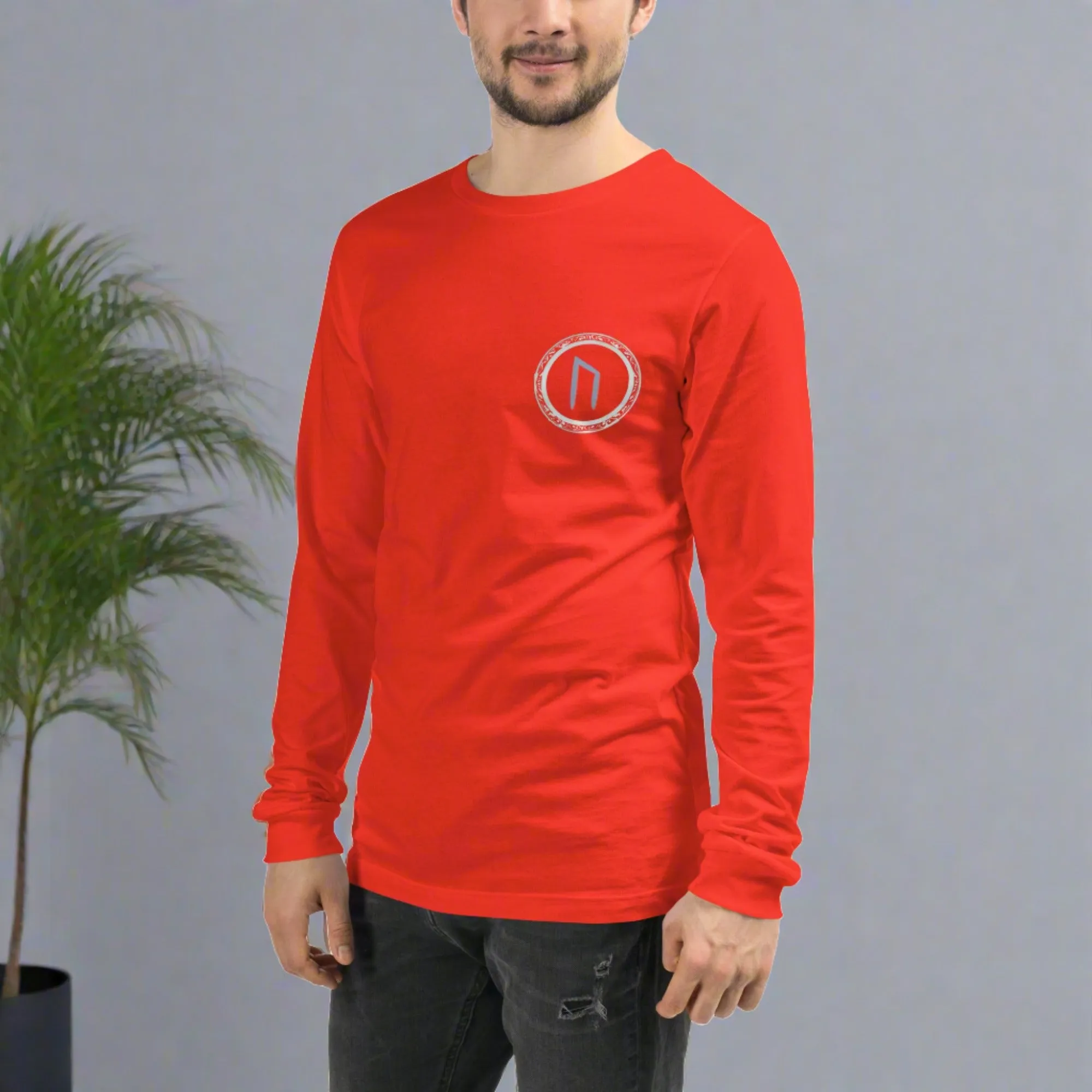 URUZ Long Sleeve Tee - Stay Stylish and Expressive with the Perfect Wardrobe Staple