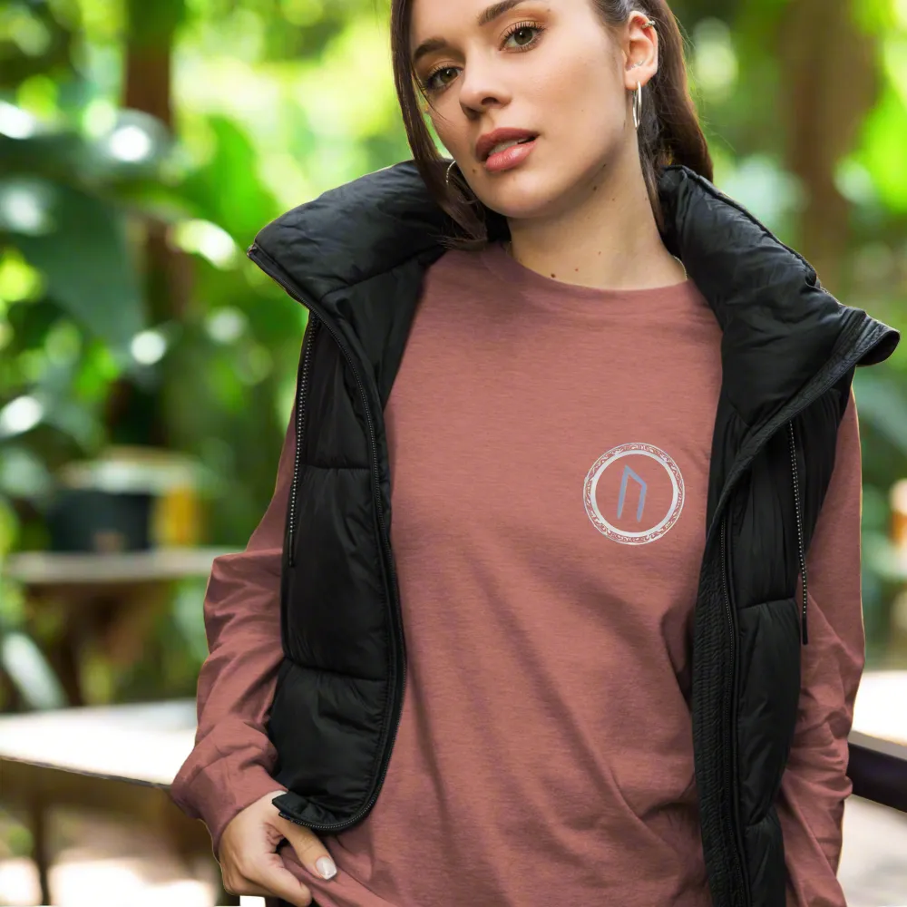 URUZ Long Sleeve Tee - Stay Stylish and Expressive with the Perfect Wardrobe Staple