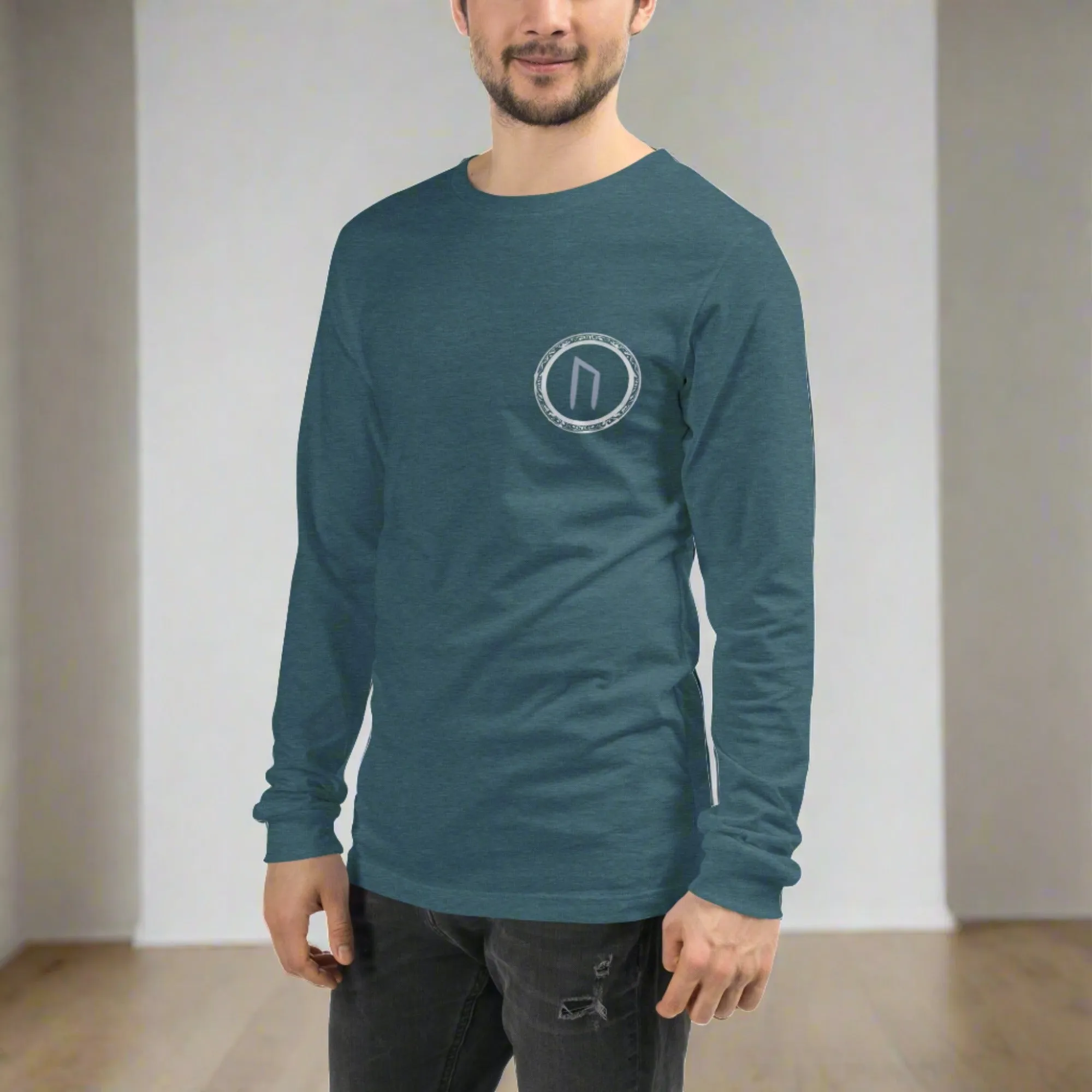 URUZ Long Sleeve Tee - Stay Stylish and Expressive with the Perfect Wardrobe Staple