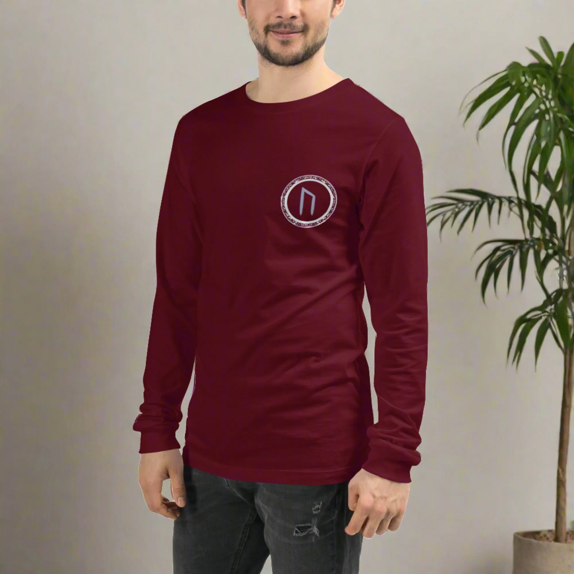 URUZ Long Sleeve Tee - Stay Stylish and Expressive with the Perfect Wardrobe Staple