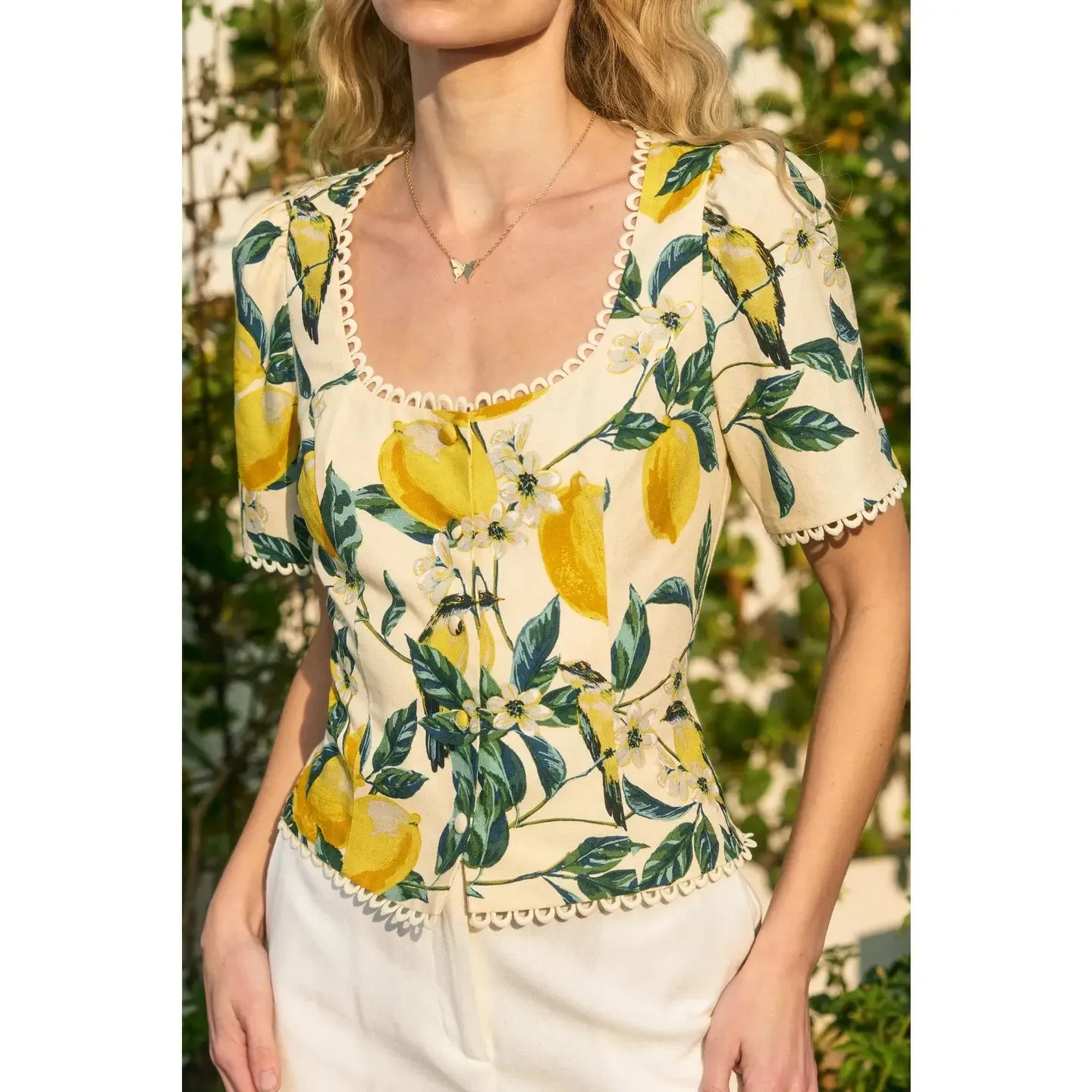 Vintage Lemonade Tulip Top