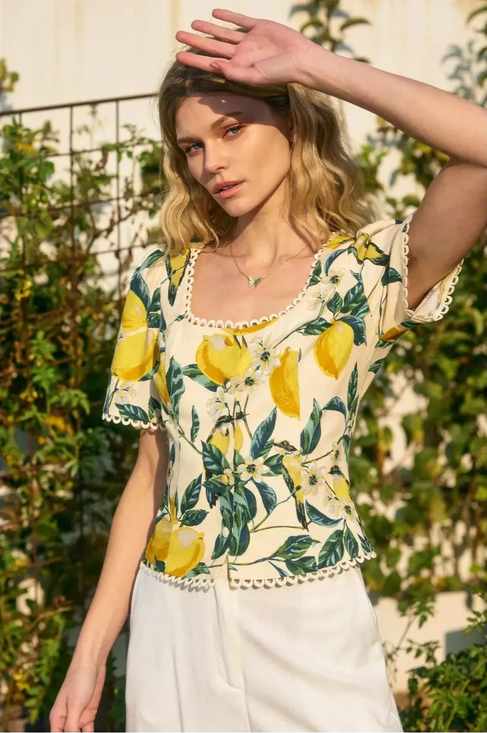 Vintage Lemonade Tulip Top